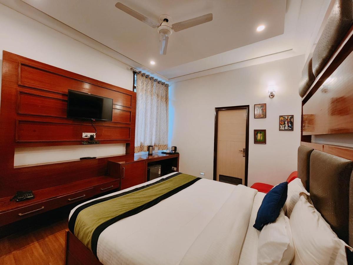 Hotel Bliss 卡绍利 外观 照片
